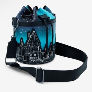 NWT Harry Potter Hogwarts Castle Starry Sky Bucket Bag
